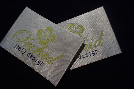 High Density Cotton Woven Clothing Labels Customized For Clothes