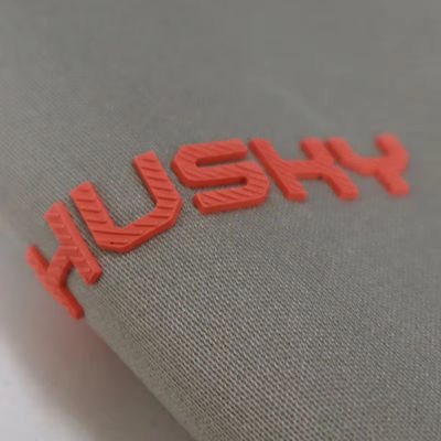 تی شرت سفارشی برچسب سیلیکونی قابل شستشوی 3D نرم سیلیکون لوگو انتقال گرما سیلیکون نشان