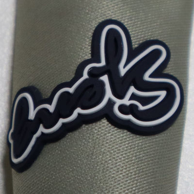 برچسب سیلیکونی سه بعدی سفارشی قابل شستشو نشان انتقال حرارت لوگو سیلیکونی نرم سه بعدی