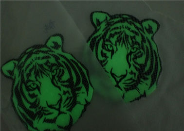 Light in the Dark 3 Dimensional Soft Silicon Dot Patches انتقال حرارت برای پوشاک