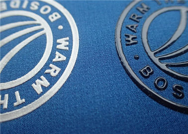 برچسب چاپ چاپ سیلیکون انتقال حرارت رنگ با رنگ براق رنگ Logo Branding